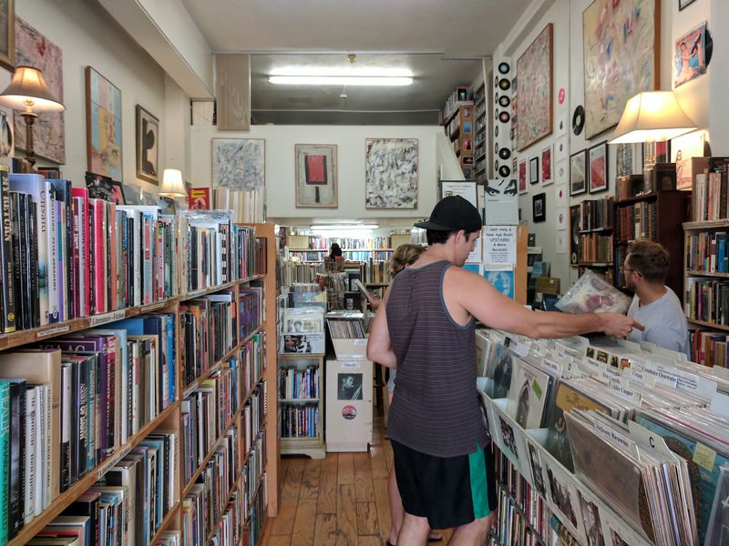11 Southern California Secondhand Bookstores Worth Getting Lost In During 2026 - Decor Hint Angel City Books & Records, Santa Monica