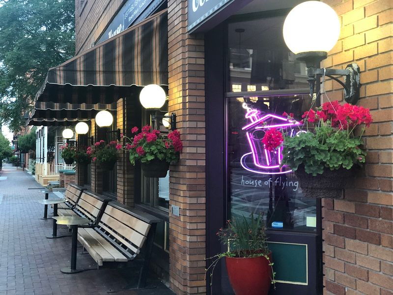 Almost Nobody Outside Idaho Knows About This Historic Coffee Shop - Decor Hint Where The Story Started