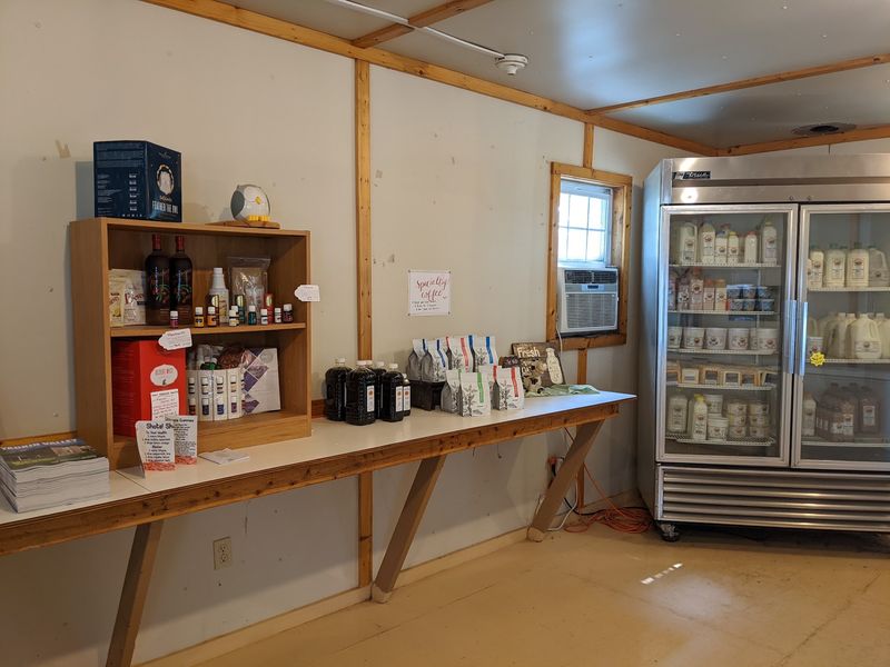 These 9 North Carolina Amish Markets And Country Stores Make Homemade Food Worth The Road Trip In 2026 - Decor Hint Wholesome Country Creamery