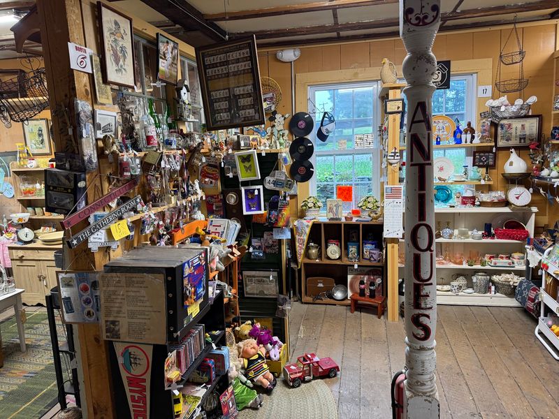 Scranton's Shops, South Woodstock