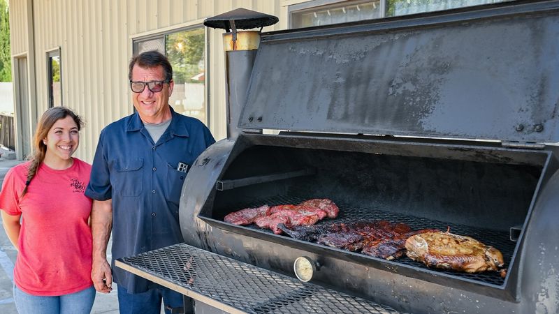 Tin Roof BBQ and Catering, Lodi, California
