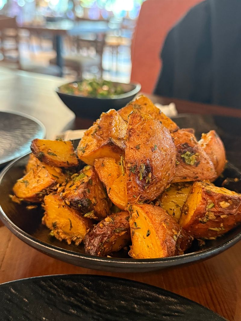 Garlic Potatoes Make An Easy Side Choice