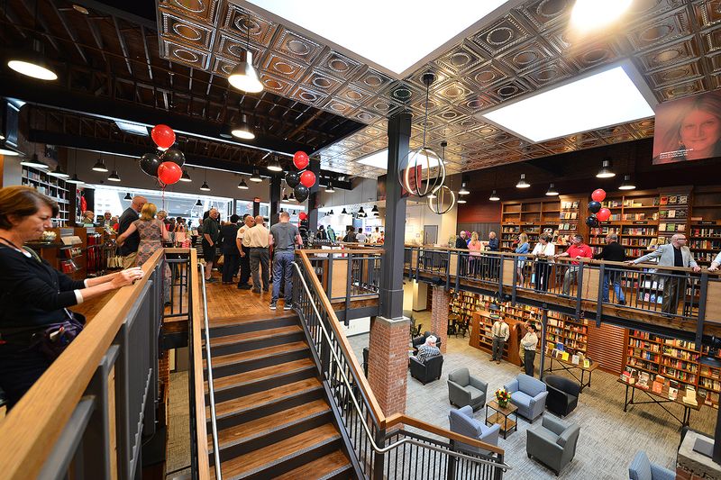 Wesleyan RJ Julia Bookstore, Middletown