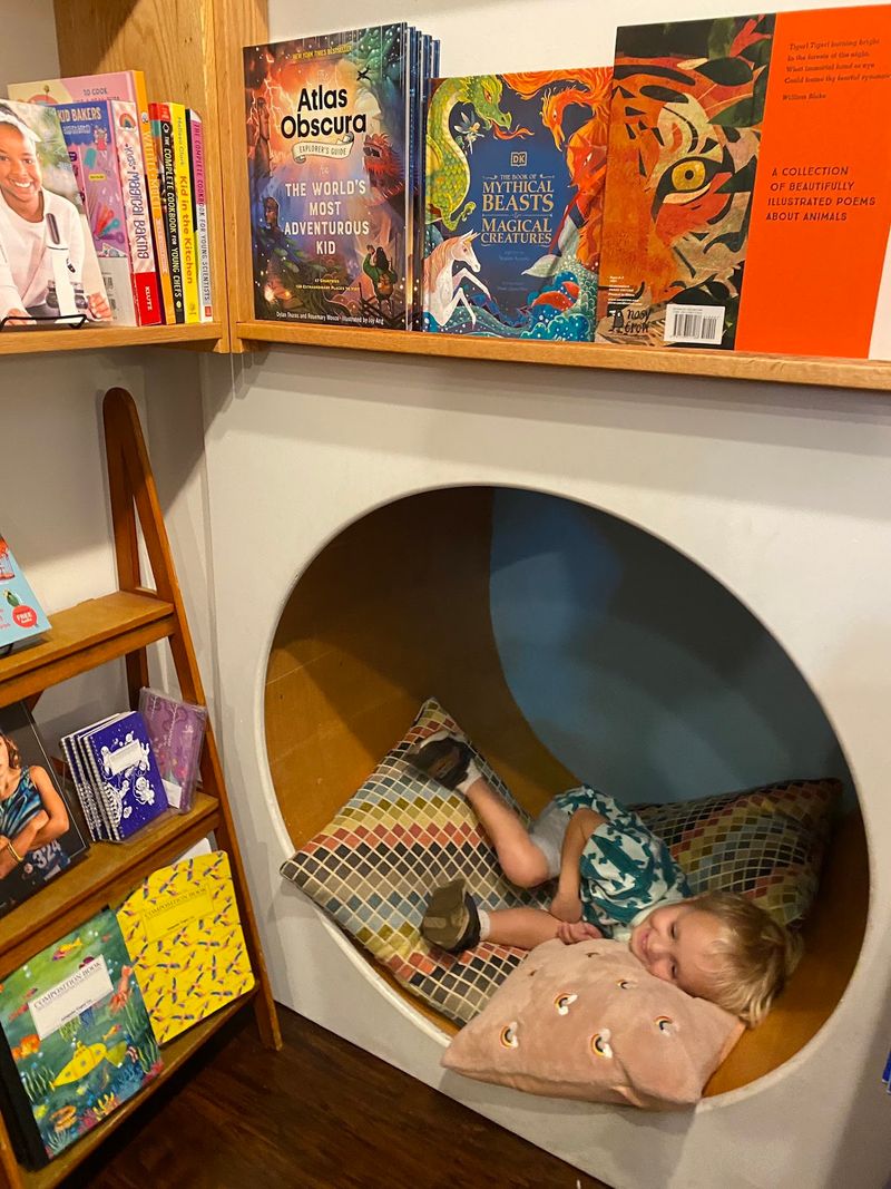 This Florida Bookstore Makes Its Atmosphere Just As Unforgettable As The Books - Decor Hint A Kids Corner That Works