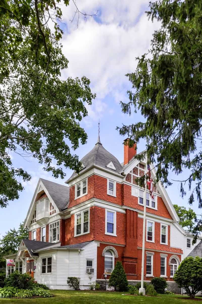 New England Charm Is Everywhere In This Scenic Connecticut Town Filled With Beautiful Trails - Decor Hint Historic Buildings Keep The Town's Past In View