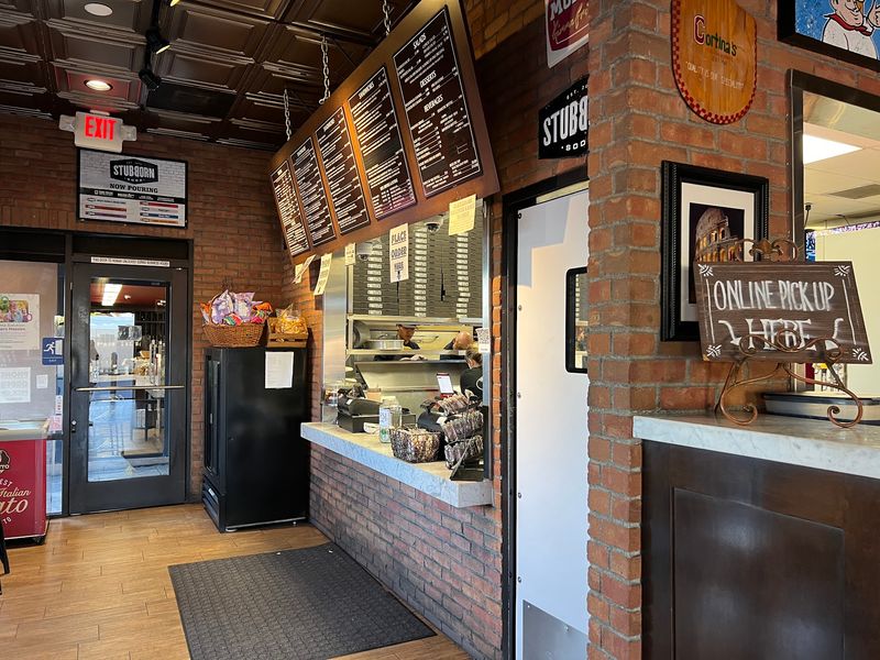 Cortina's Italian Market & Pizzeria, Anaheim