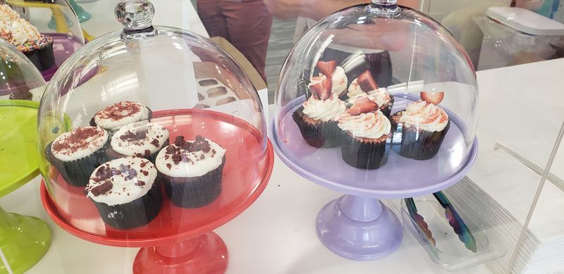 10 Illinois Bakeries That Make Summer Road Trips Even Sweeter - Decor Hint SugaFix Designer Dessert Studio, Decatur