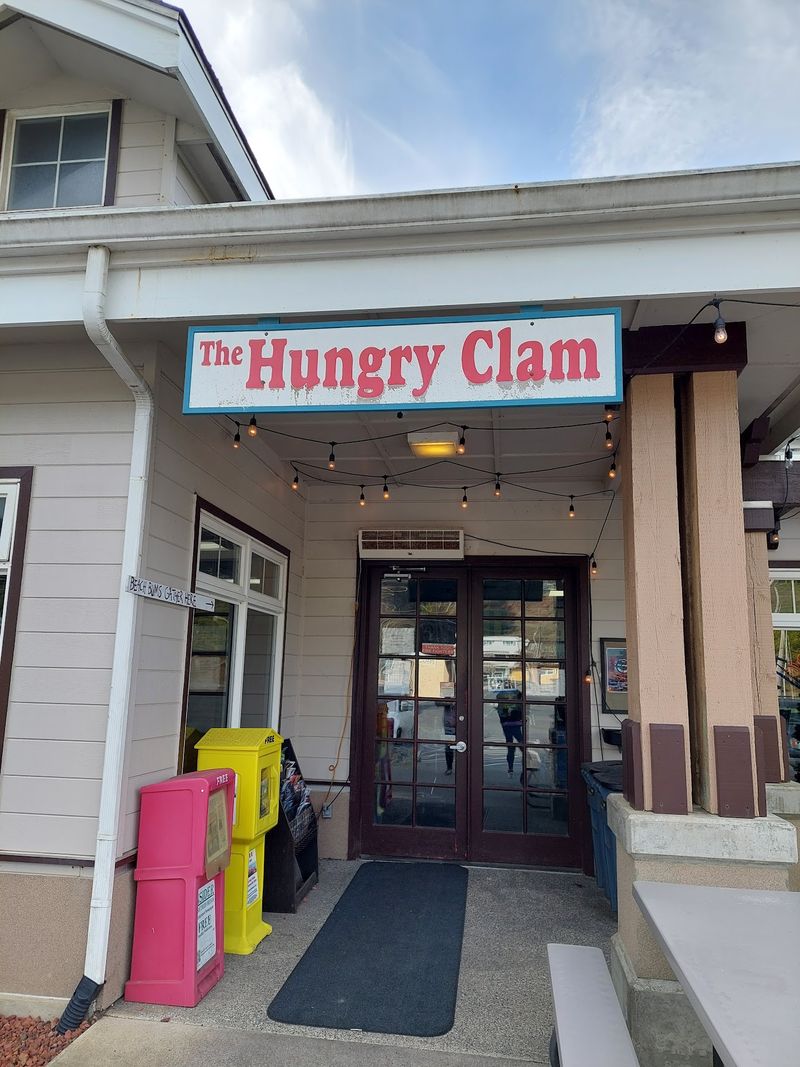 Hungry Clam, Brookings