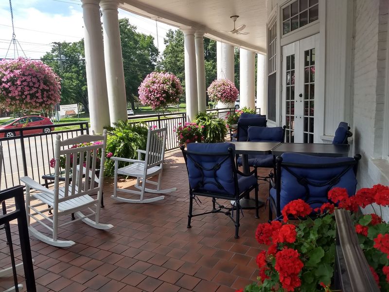 The Atmosphere Alone Makes These 10 Kentucky Restaurants Worth The Drive - Decor Hint Historic Boone Tavern Hotel And Restaurant