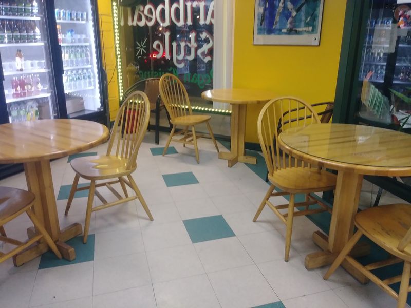 Ninth Square Market Too Caribbean Style, New Haven