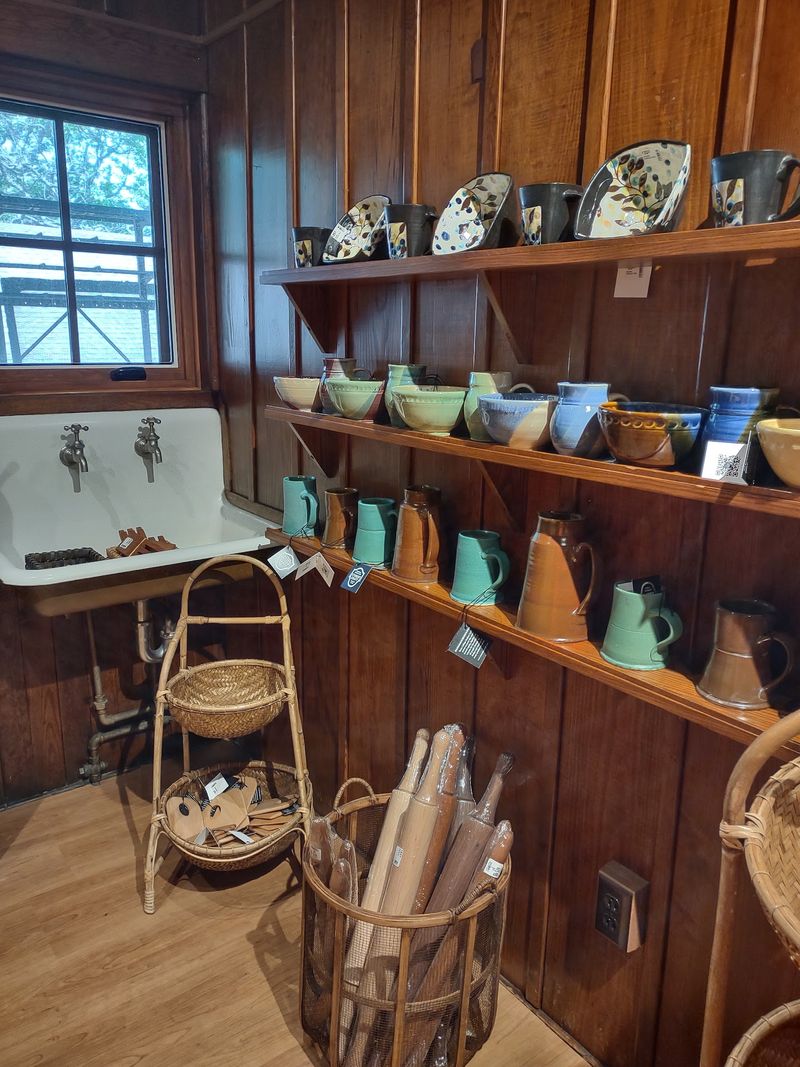 Shopping For Handmade Goods Without The Tourist Markup