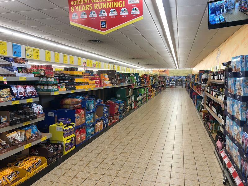 Best Discount Grocery Stores In Atlanta, Georgia For Families Trying To Save Money - Decor Hint ALDI On Moreland Avenue