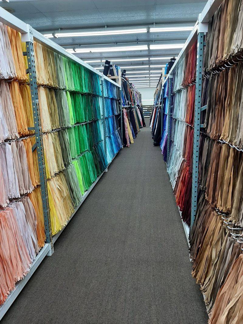 Fine Fabrics, Commerce