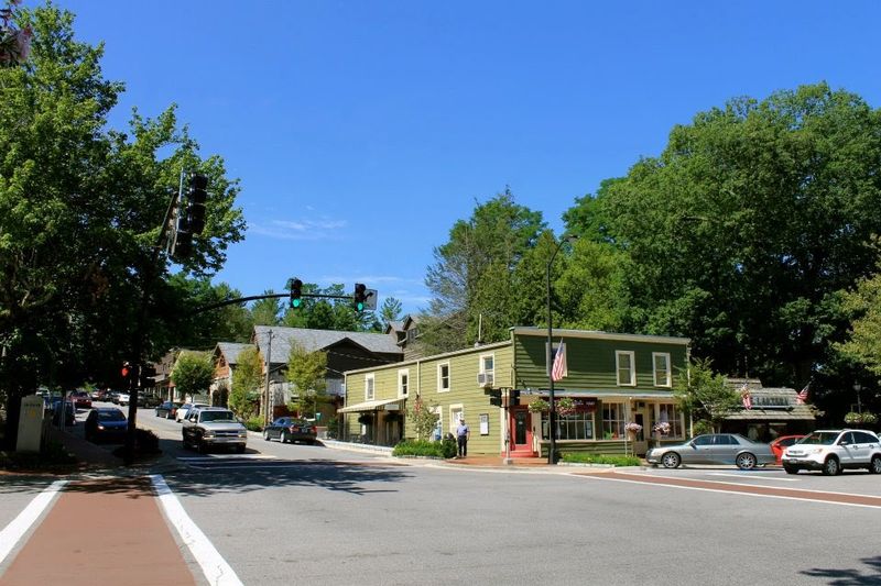 Highlands' Plateau Elegance and Culinary Heights