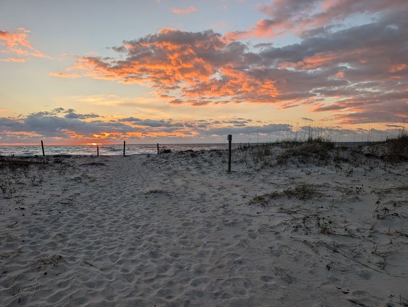 8 Massive North Carolina Islands Where Summer Explorers Lose Track Of Time - Decor Hint South Core Banks, Cape Lookout National Seashore