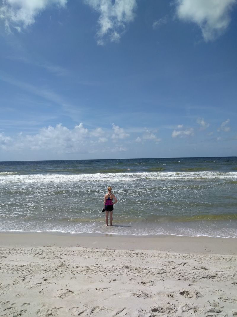 8 Massive North Carolina Islands Where Summer Explorers Lose Track Of Time - Decor Hint Oak Island, Brunswick County
