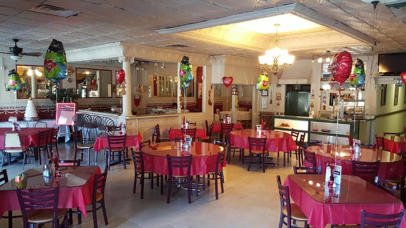 Liliana's Colombian Restaurant & Bakery