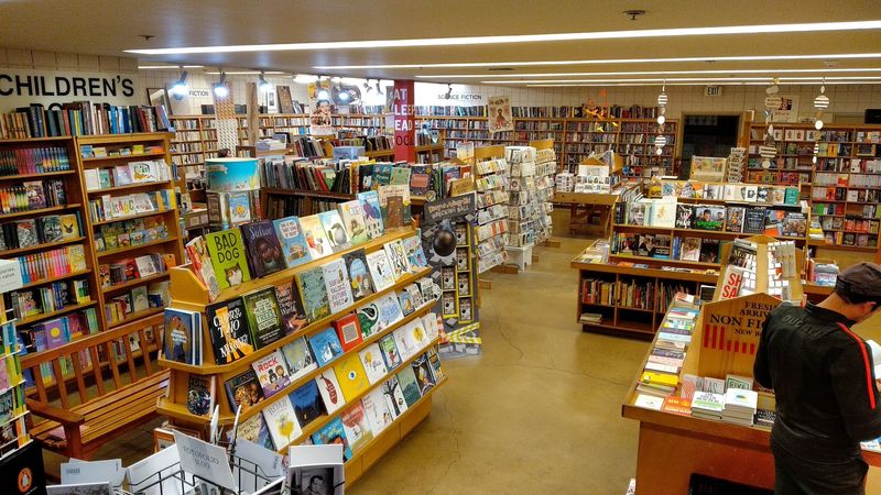 Moe's Books, Berkeley