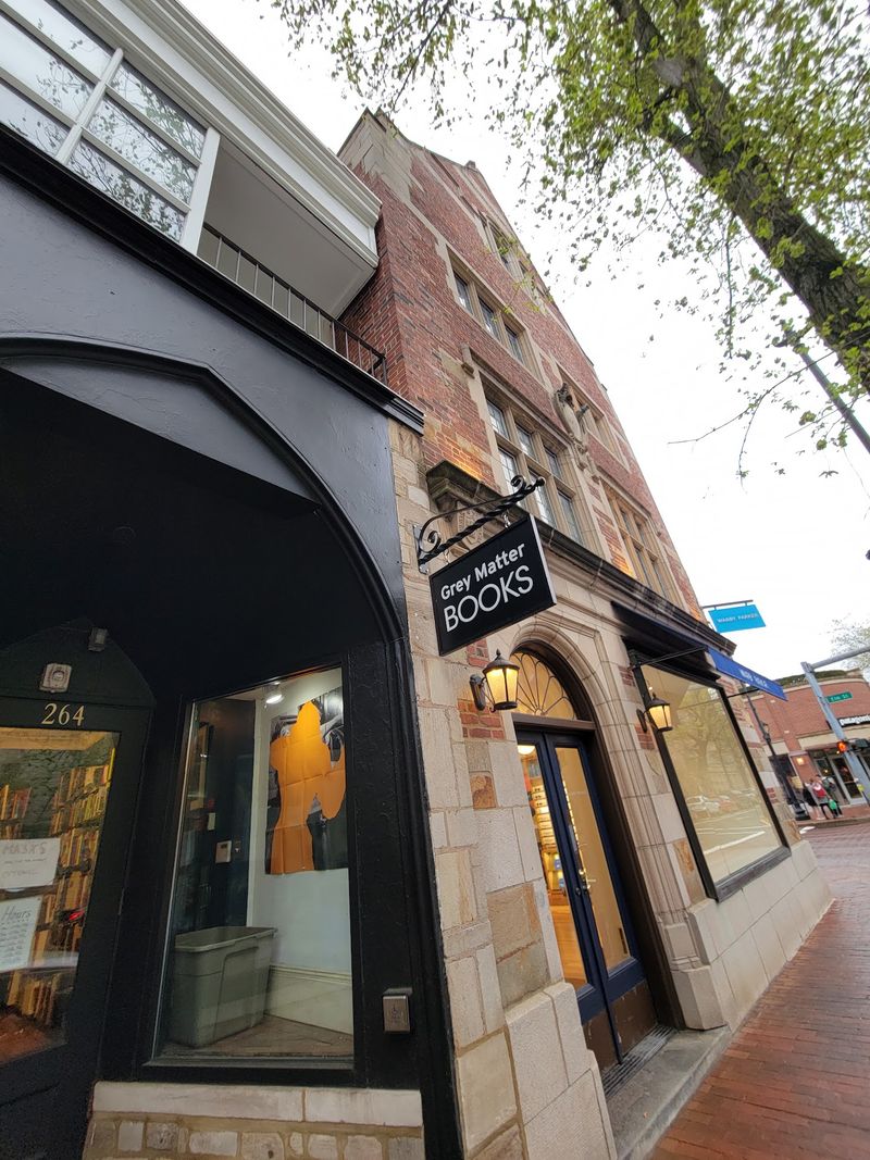Grey Matter Books, New Haven
