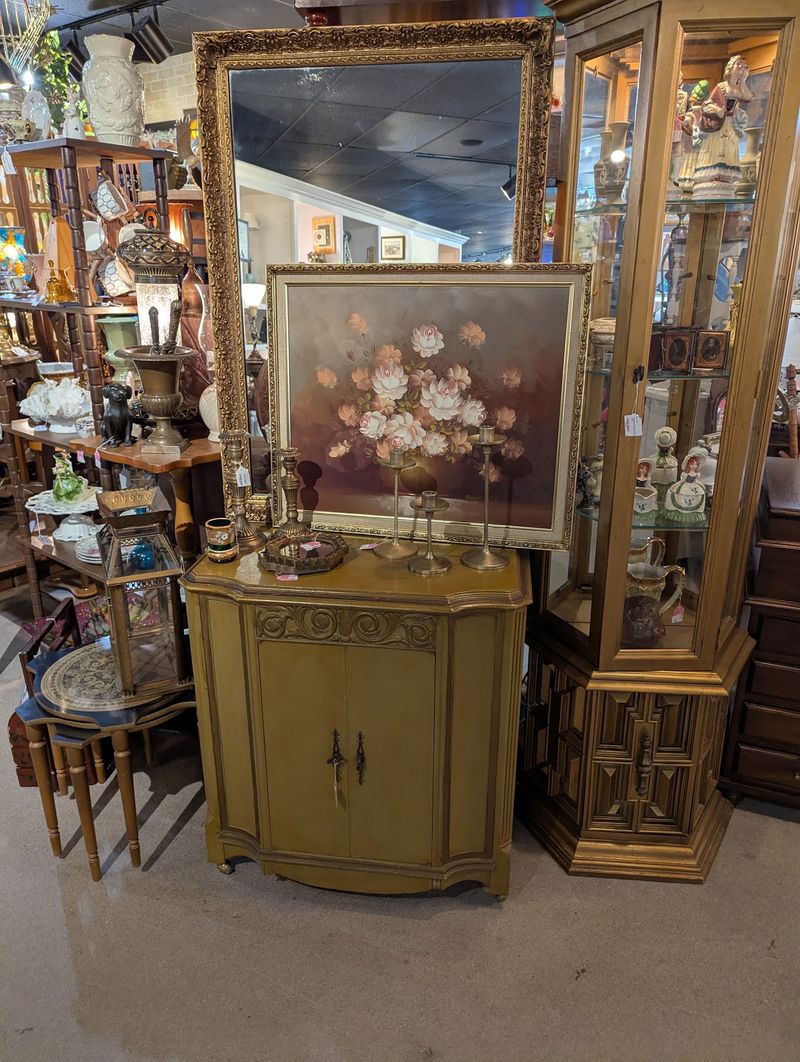 This Florida Market Is Packed With Handmade Treasures You Won't See Elsewhere - Decor Hint Home Decor And Sweet Finds
