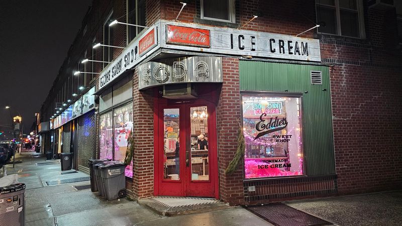 Eddie's Sweet Shop, Forest Hills
