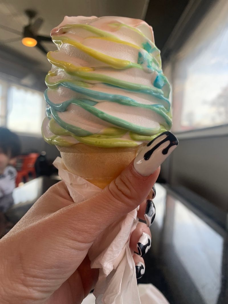 This 70-Year-Old Idaho Drive-In Still Serves The Summer Treats Locals Crave Every Year - Decor Hint Make Ice Cream The Reward After A Hot Afternoon Around Boise