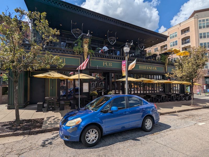 This North Carolina Irish Pub Serves A Shepherd's Pie Locals Keep Coming Back For - Decor Hint Compare The Shepherd's Pie With Bangers And Mash On Your Next Visit