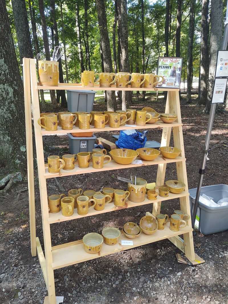 This North Carolina Town Is Hosting A Huge Honey Festival With 140+ Vendors This Weekend - Decor Hint Shop Handmade Goods From Crafters Coming In From Near And Far