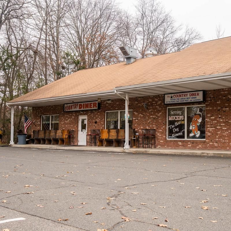 These 13 Connecticut Breakfast Spots Fill Up As Soon As The Doors Open - Decor Hint Country Diner, Enfield