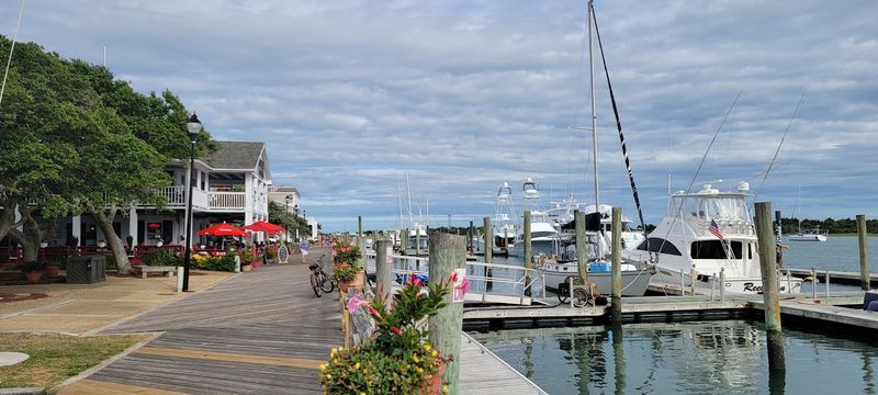 Beaufort's Coastal Grace and Waterfront Bites