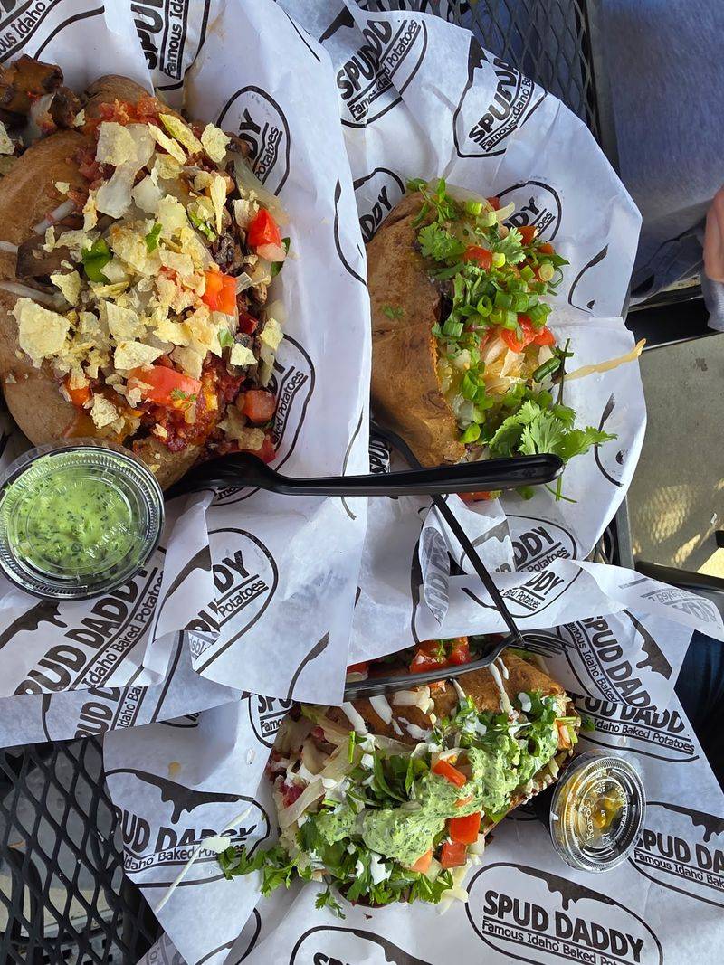 Pile On Toppings Without Playing It Safe