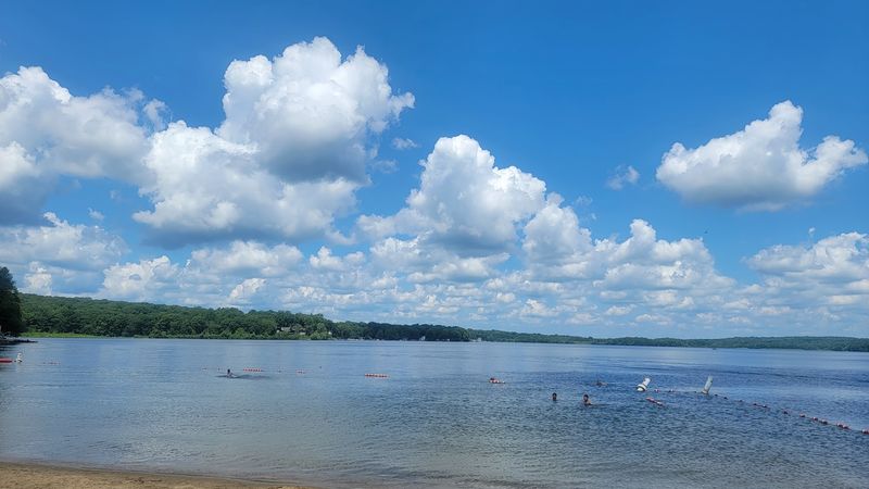 Gardner Lake State Park, Salem 
