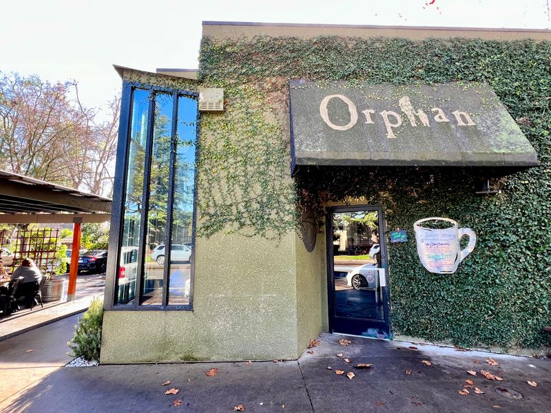Orphan, Sacramento