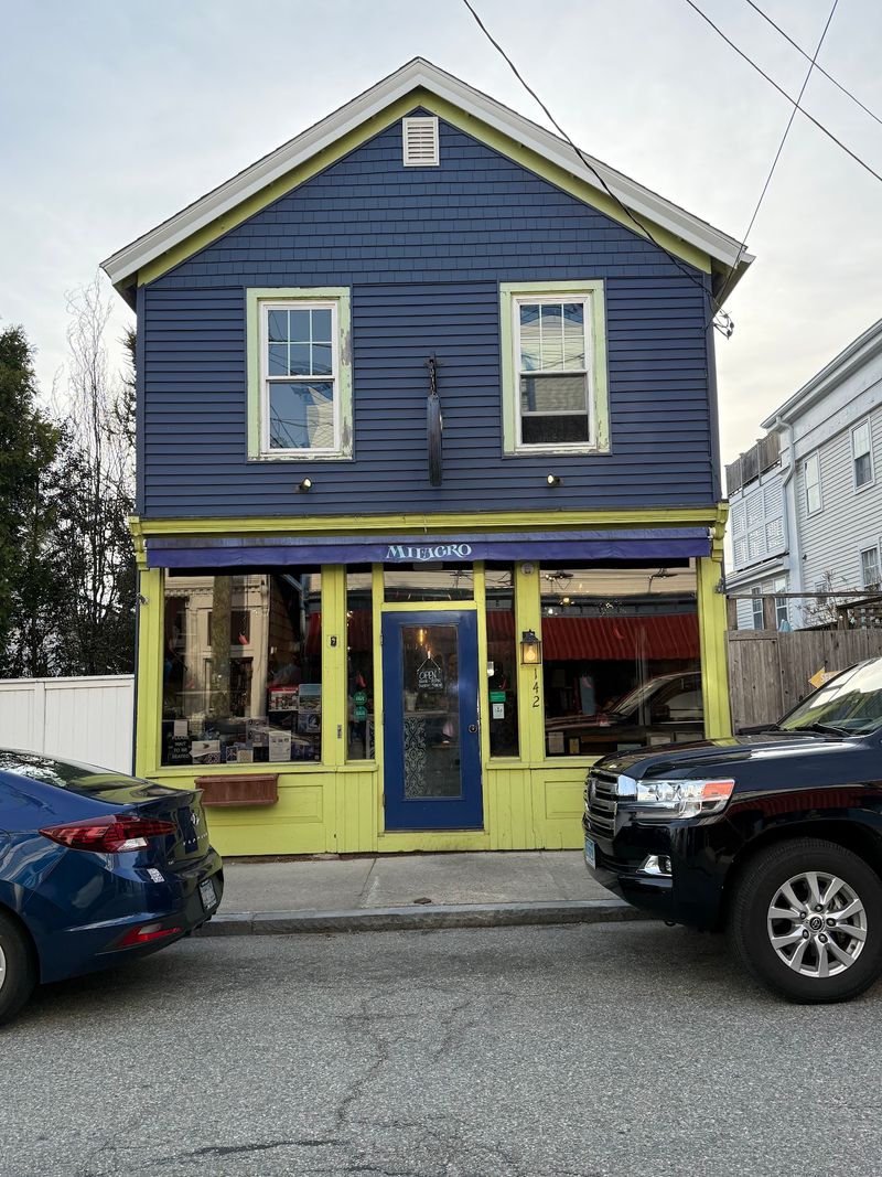 Milagro Cafe, Stonington