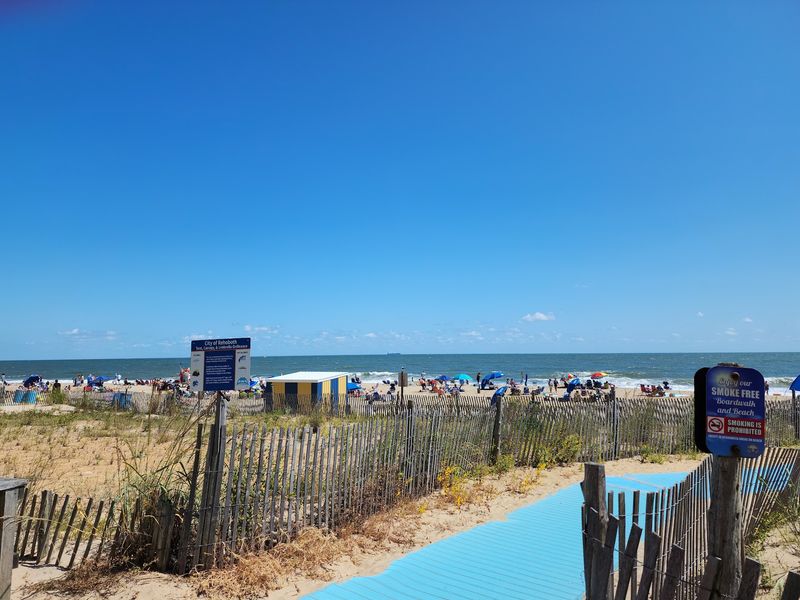 10 Delaware Getaways That Feel Like Quick Escapes Without Topping $50 - Decor Hint Rehoboth Beach Boardwalk