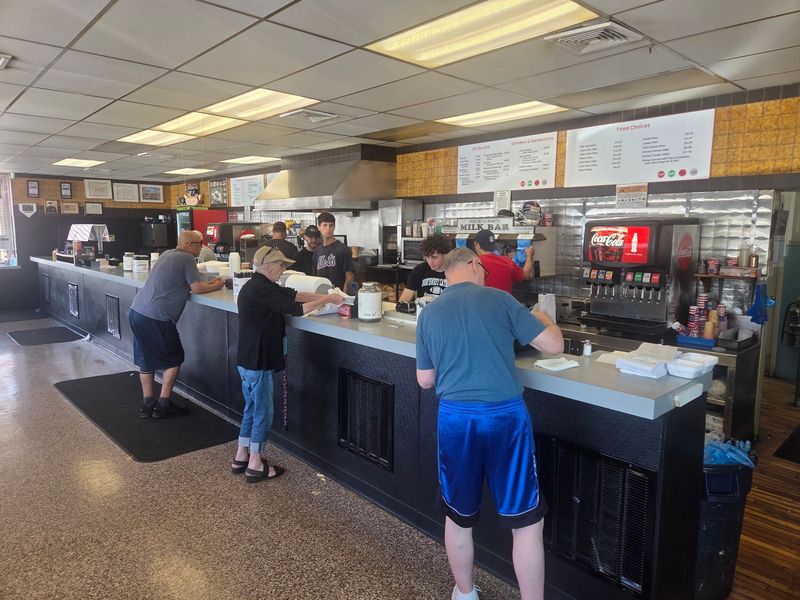 Augie & Ray’s Drive-In, East Hartford