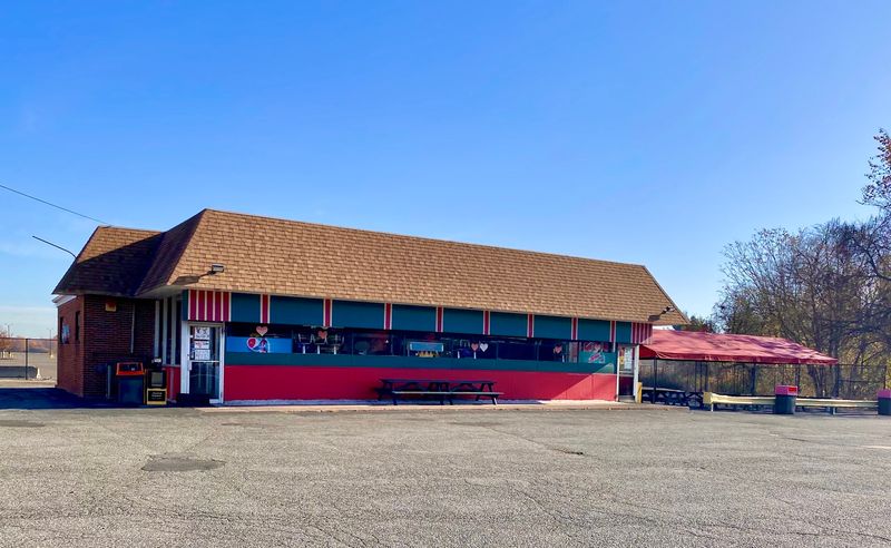 Augie & Ray's Drive-In, East Hartford