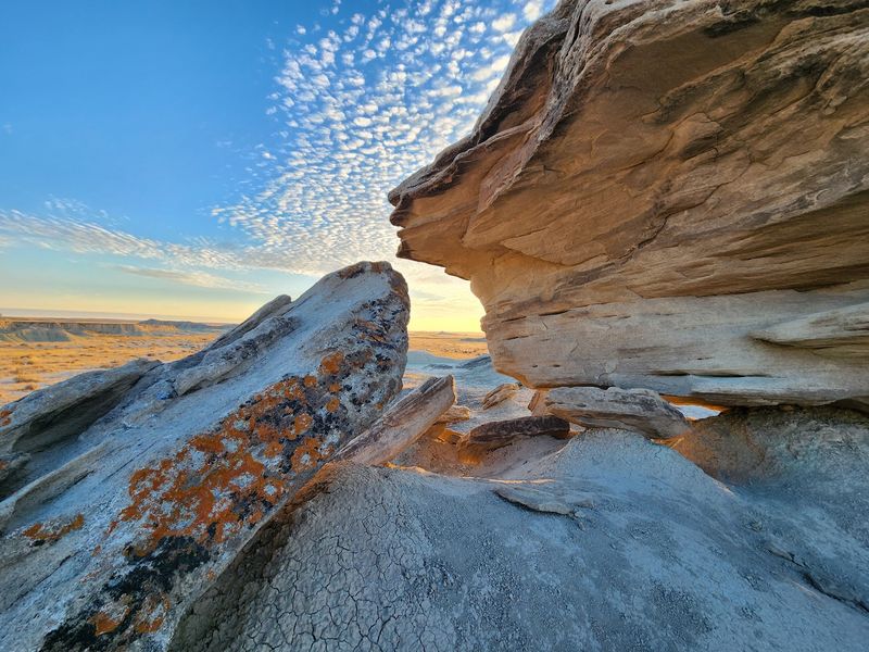 11 Nebraska Day Trips That Feel Wonderfully Weird In The Best Way - Decor Hint Toadstool Geologic Park, Near Crawford