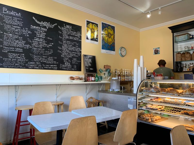 Buttercup Bakery & Cafe, Morro Bay