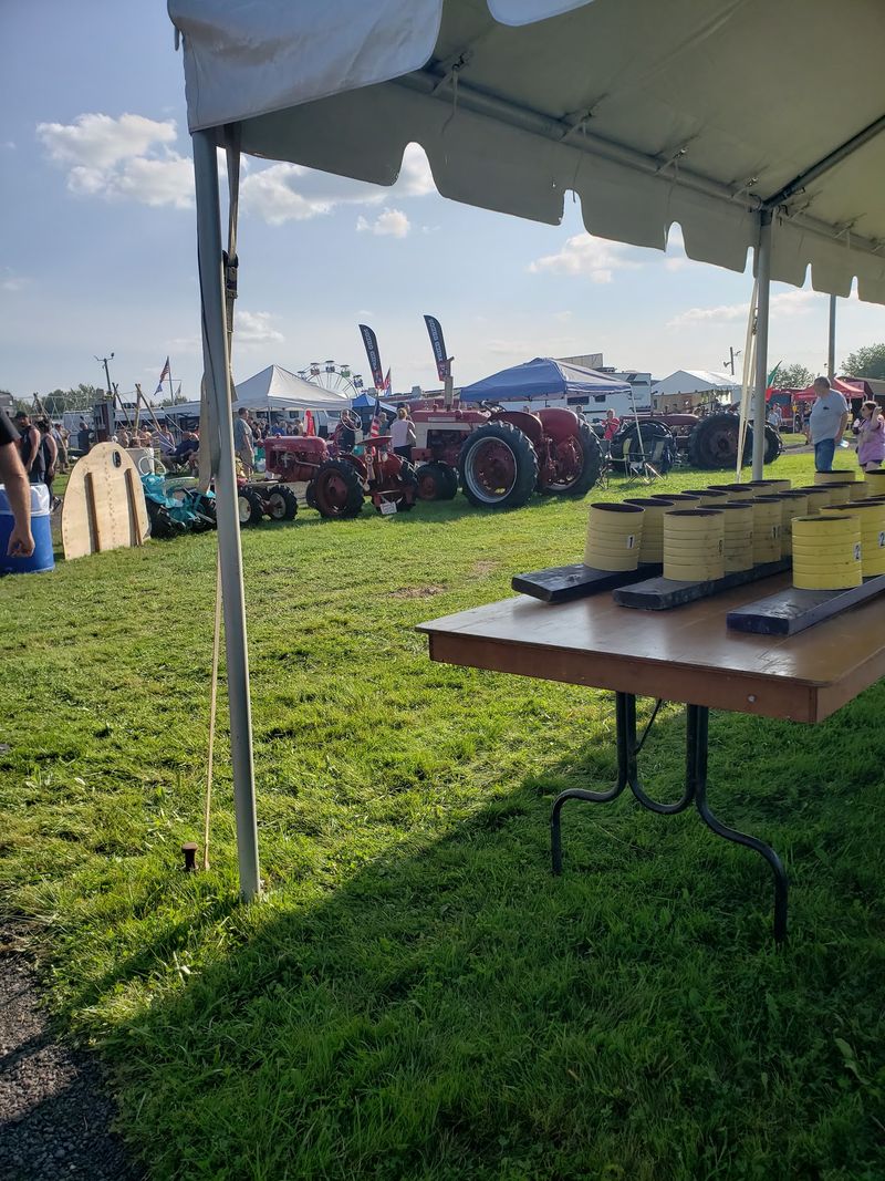 A Connecticut Country Fair That Packs Three Days Of Old-Fashioned Fun Into The End Of August - Decor Hint Fair Food Keeps Visitors Wandering Between Events