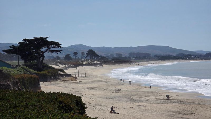 12 Of The Most Gorgeous Beach Spots In California's Santa Barbara For A Late Summer Swim - Decor Hint Miramar Beach, Montecito