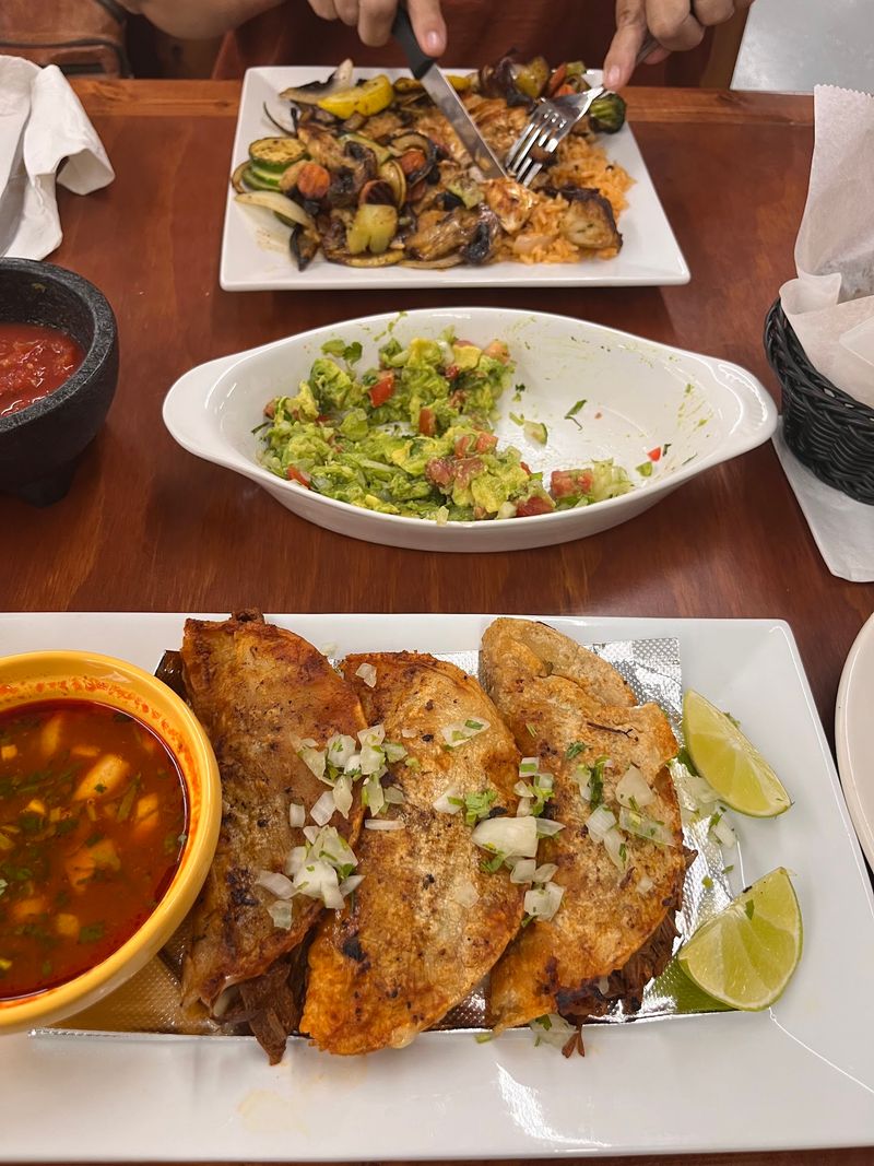 Los Compadres Mexican Restaurant, Williamsburg