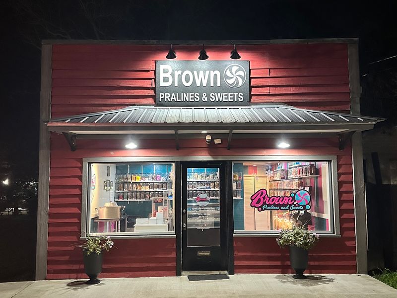 Brown Pralines & Sweets, Boston