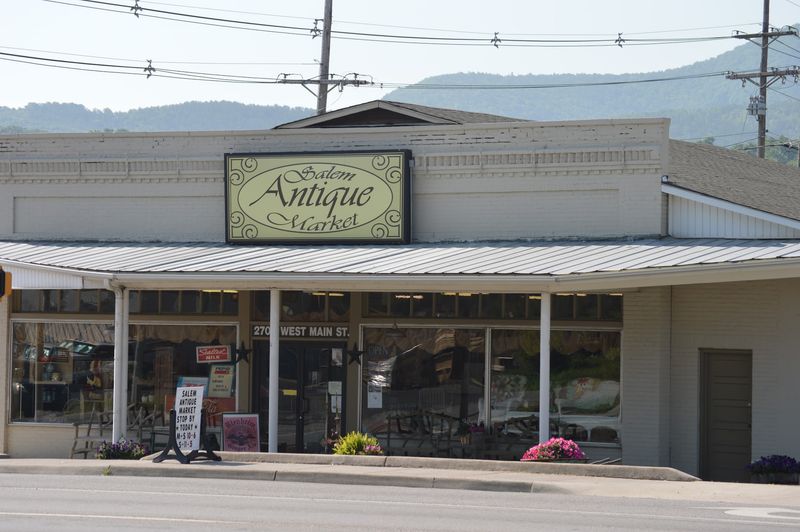 Salem Antique Market, Salem