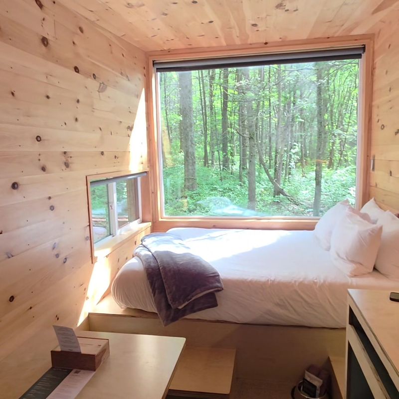 12 Connecticut Escapes That Feel Far More Expensive Than They Are - Decor Hint Getaway Machimoodus, Moodus
