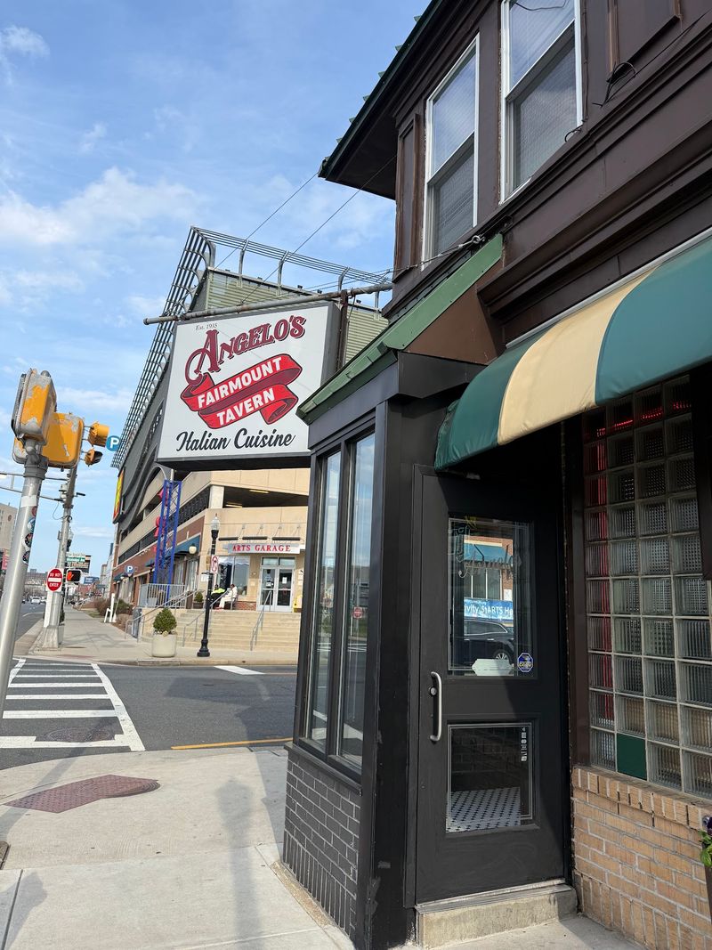 Angelo's Fairmount Tavern