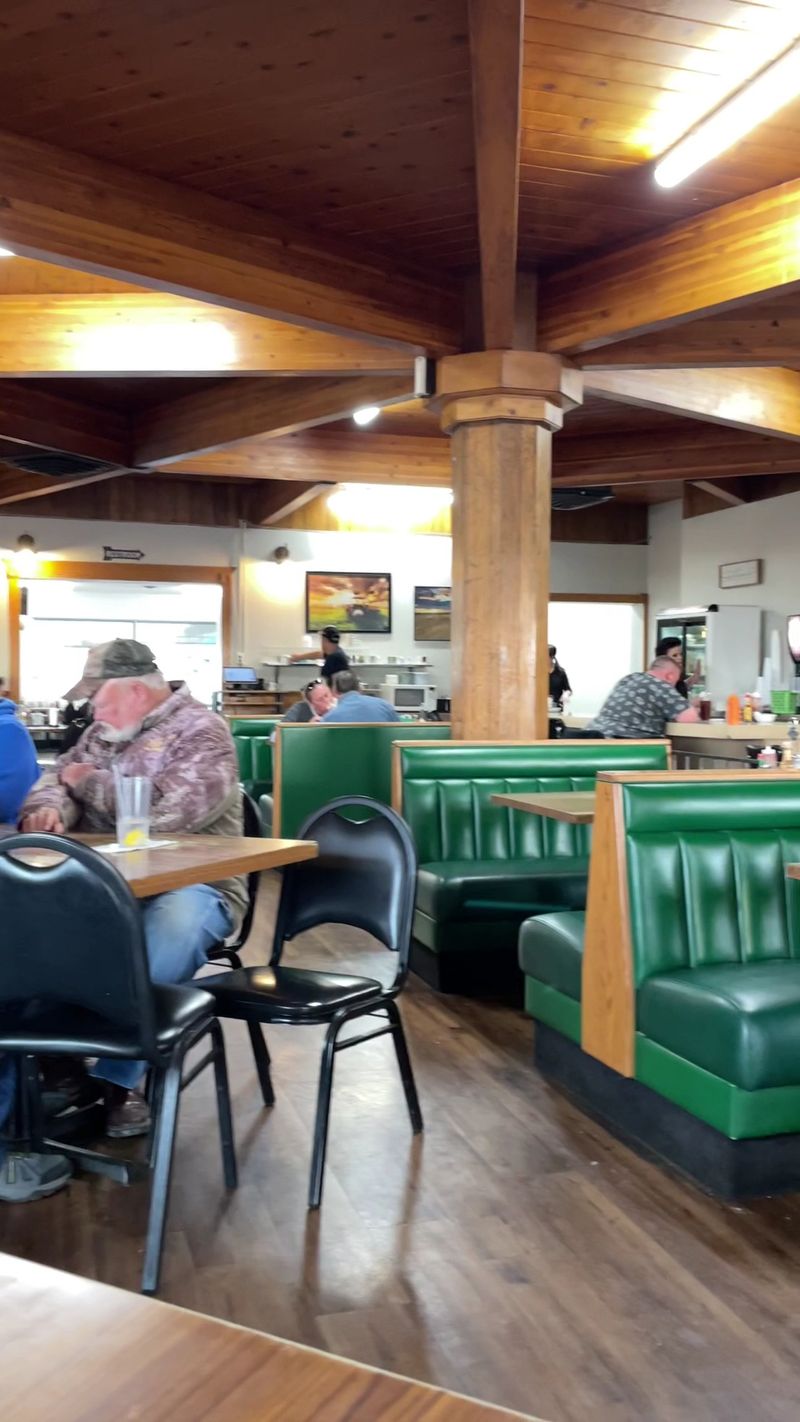 Join The Truckers And Locals Who Have Been Stopping Here For Decades