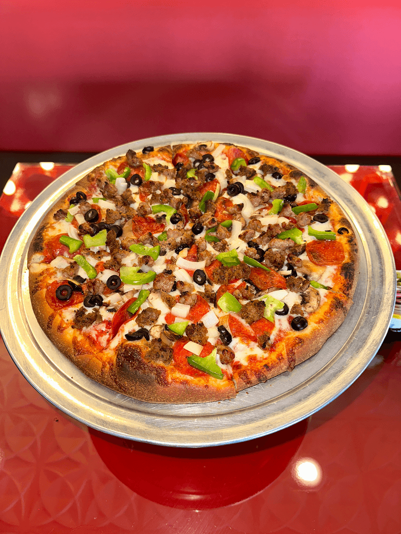 The Giant Pizza Really Does Stretch 28 Inches Across