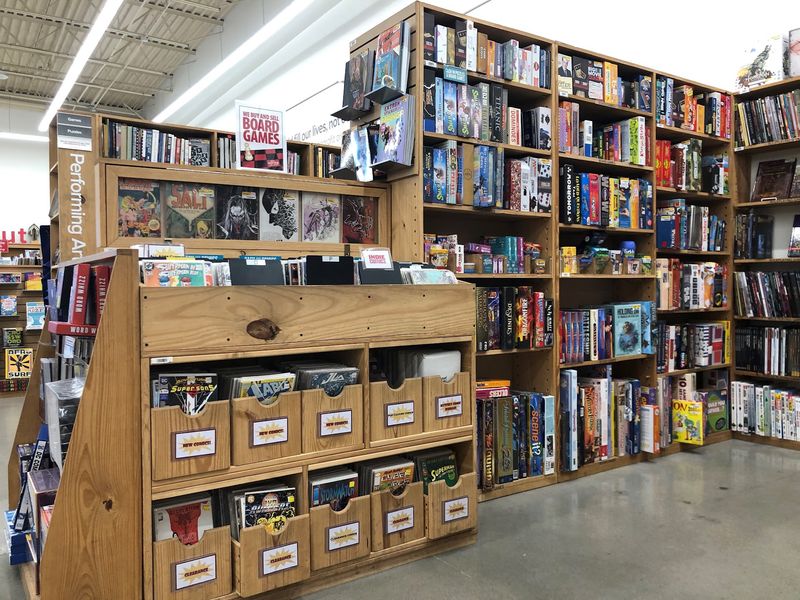 This Massive Idaho Used-Book Paradise Is The Only One Of Its Kind In The State - Decor Hint Selling Your Old Shelf Clutter