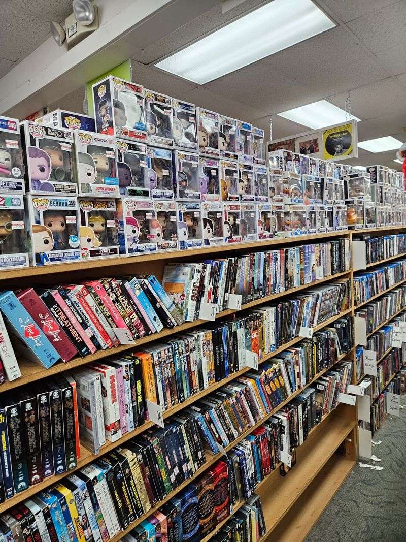This Georgia Used-Book Wonderland Is So Loved People Drive Hours For It - Decor Hint A Corner Full Of Records Films And Childhood Memories